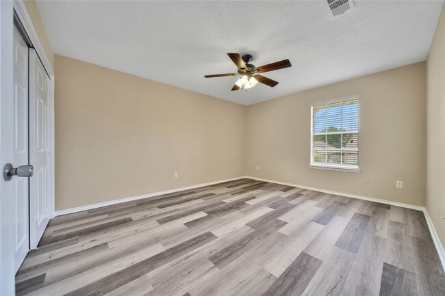 Building Photo - 1230 Birchstone Dr
