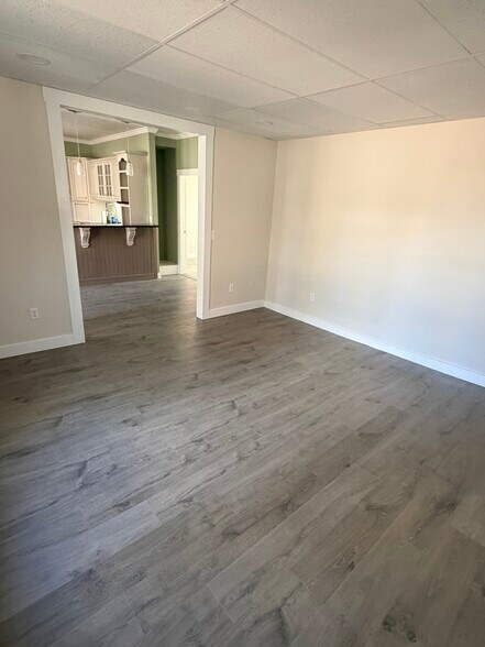 Building Photo - 138 Emery St