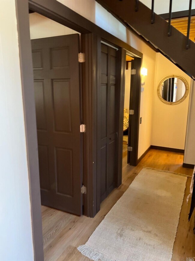 Building Photo - 702 College Dr