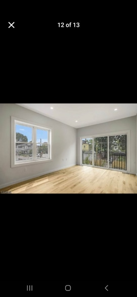 Building Photo - 15 Voorhees St