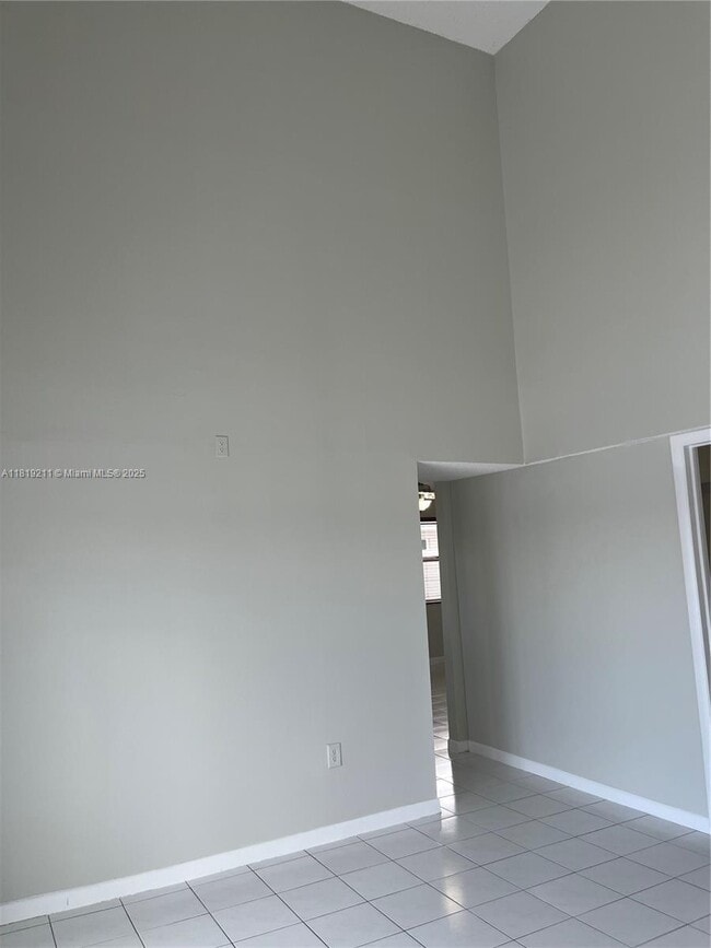 Building Photo - 4805 SW 154th Ave