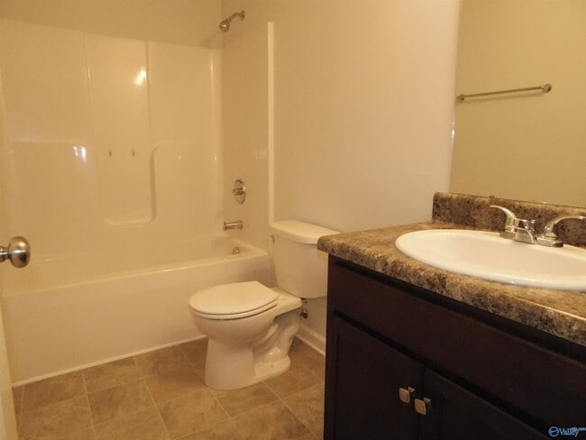 Building Photo - 136 Winstead Cir