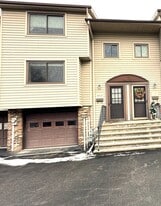 Building Photo - 362 Cameco Cir