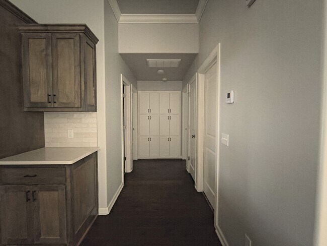 Building Photo - 2832 Wild Rose Ln