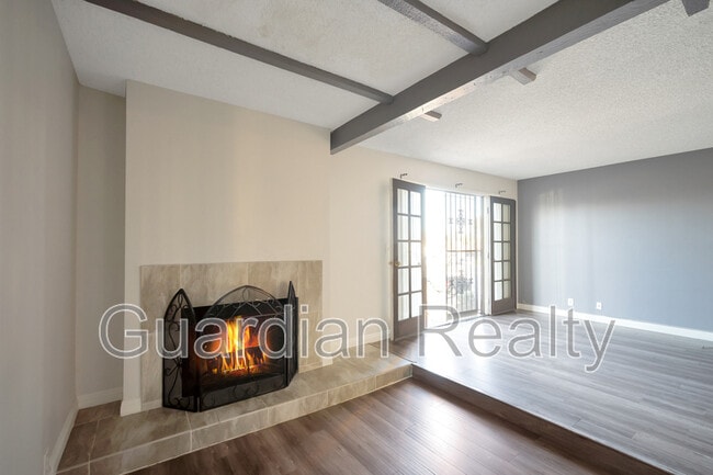 Building Photo - 2882 Calle Del Oro