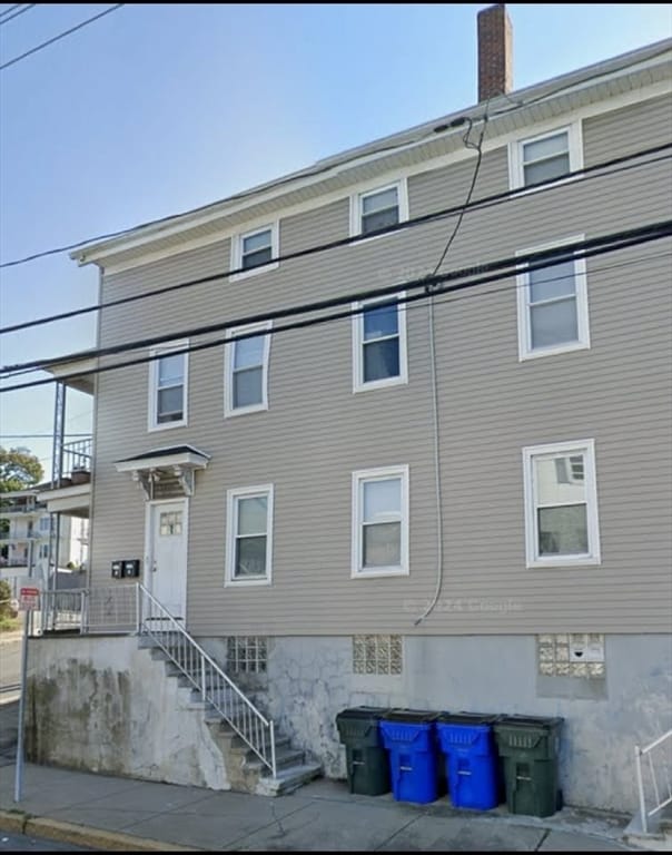 Primary Photo - 1019 N Main St