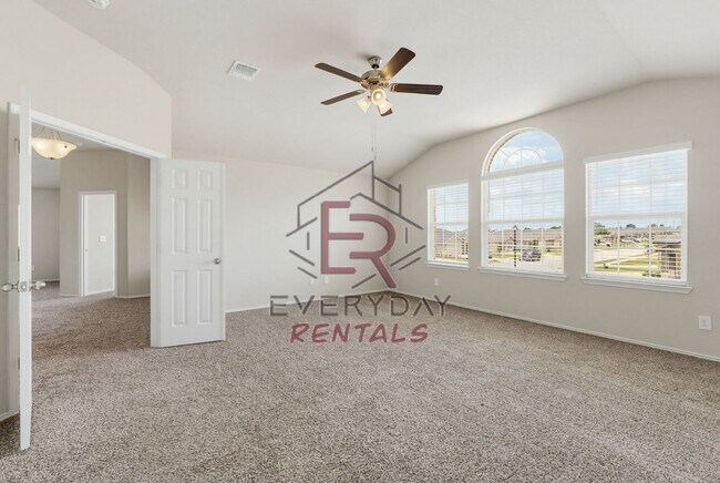 Building Photo - 2102 Gadwall Dr