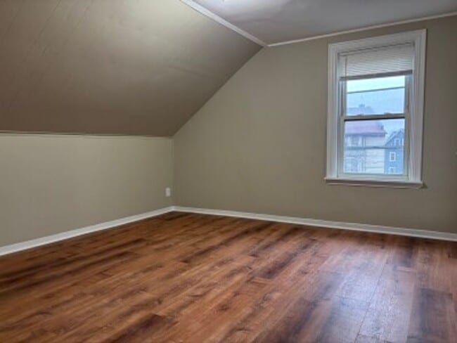 Building Photo - Huge, Renovated Allston 7 Bed/3 Bath Townhouse on Armington St For 9/1. Students Welcome and NO F...