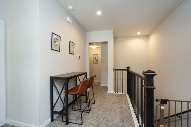 Building Photo - 5511 Gothic Oak Dr