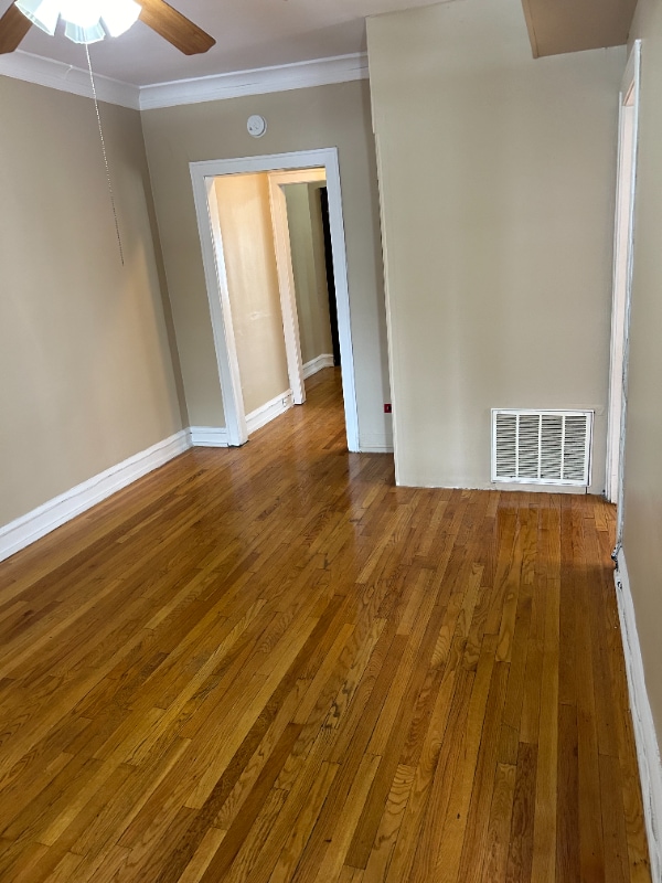 Building Photo - 6612 S Albany Ave