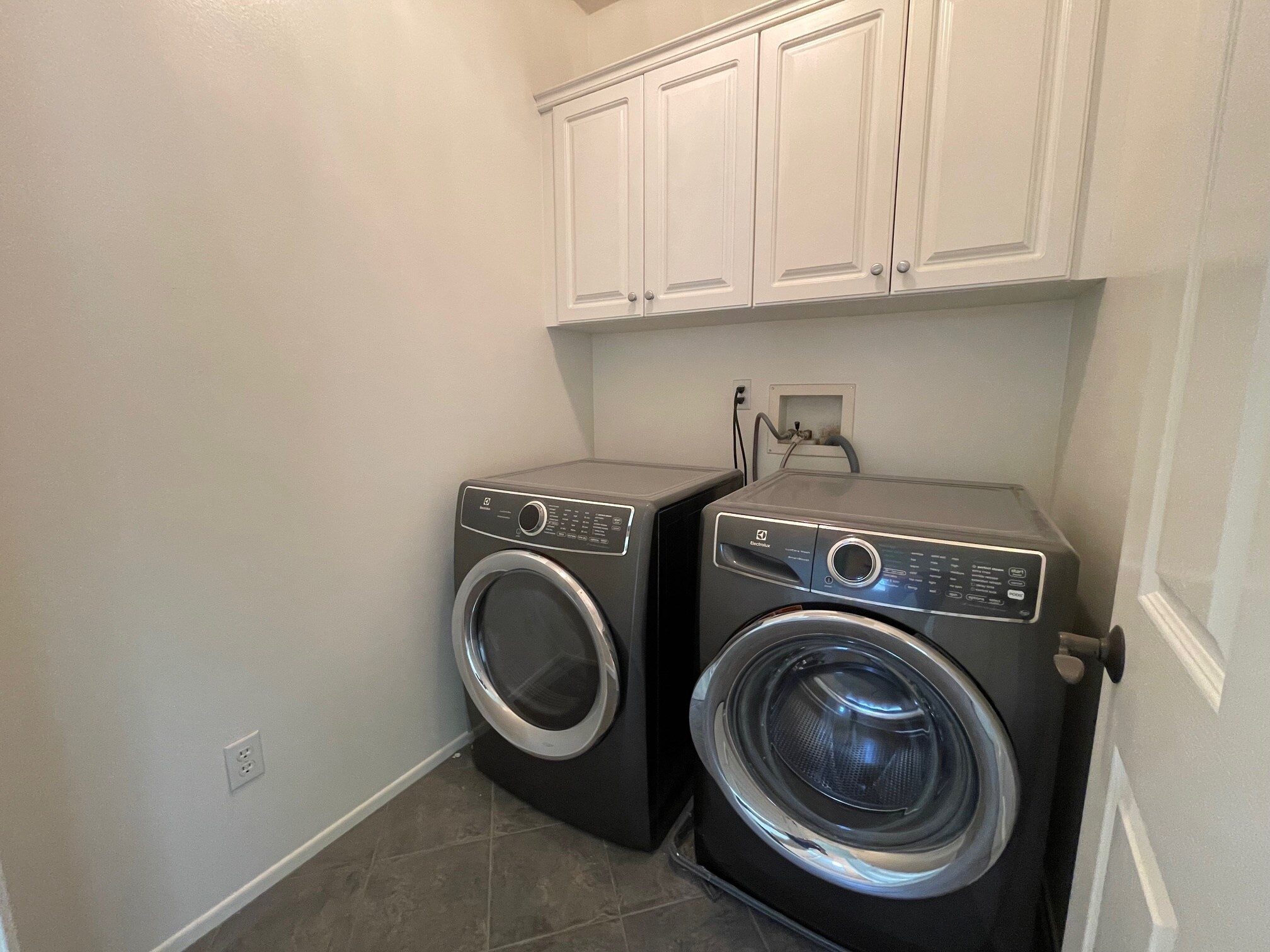 Building Photo - 3351 Via Trentino