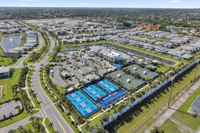 Building Photo - 9140 Silver Marsh Ln