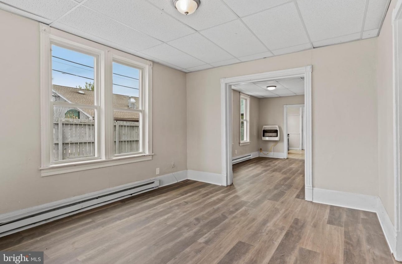 Common area - 207 N Queen St