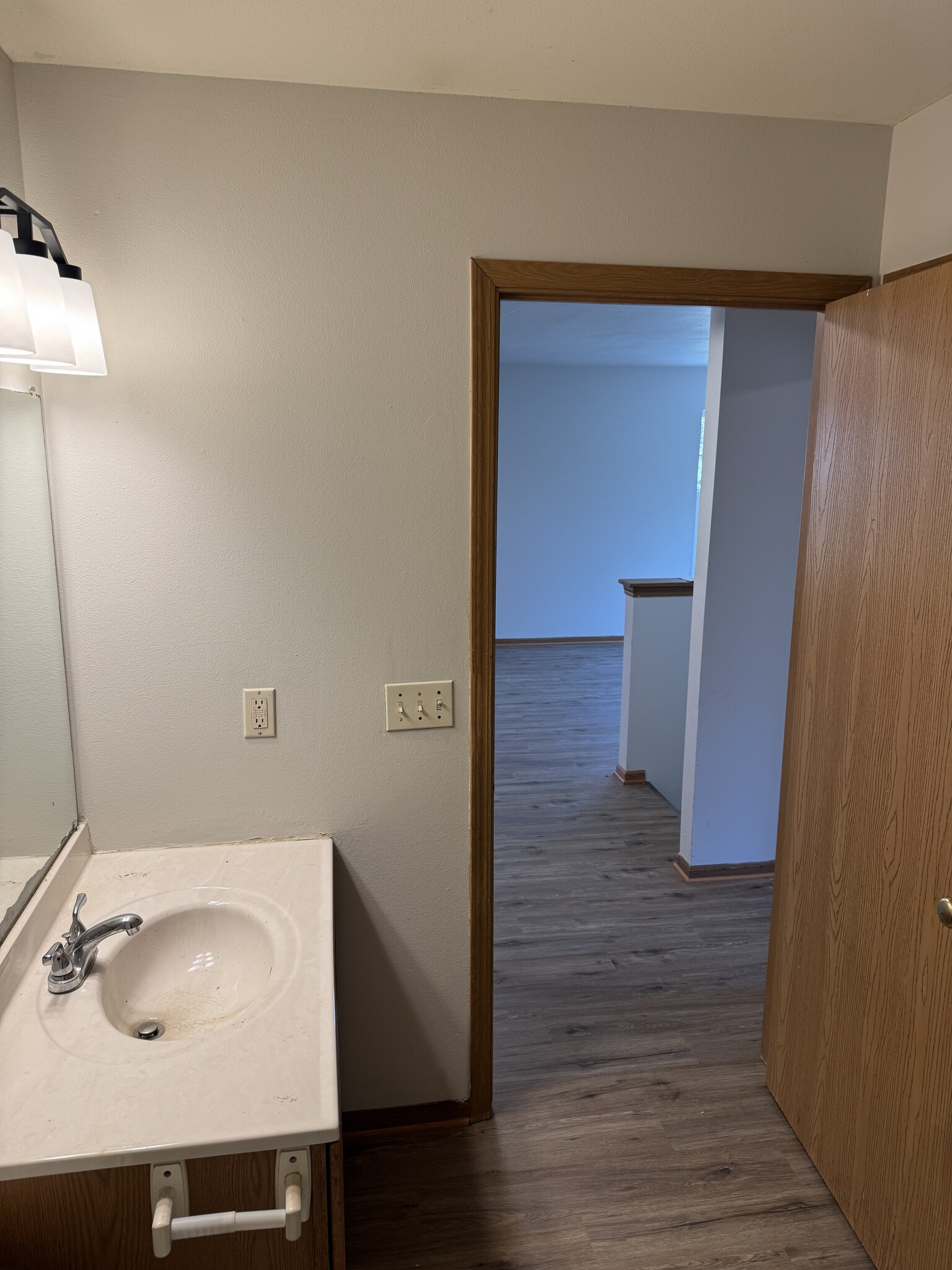 Building Photo - 614 Randolph St