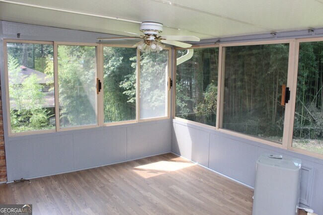 Building Photo - 1179 Old Coach Rd