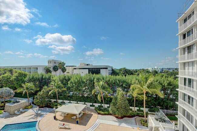 Building Photo - 2780 S Ocean Blvd