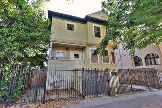 Building Photo - 1302-1304 F Street