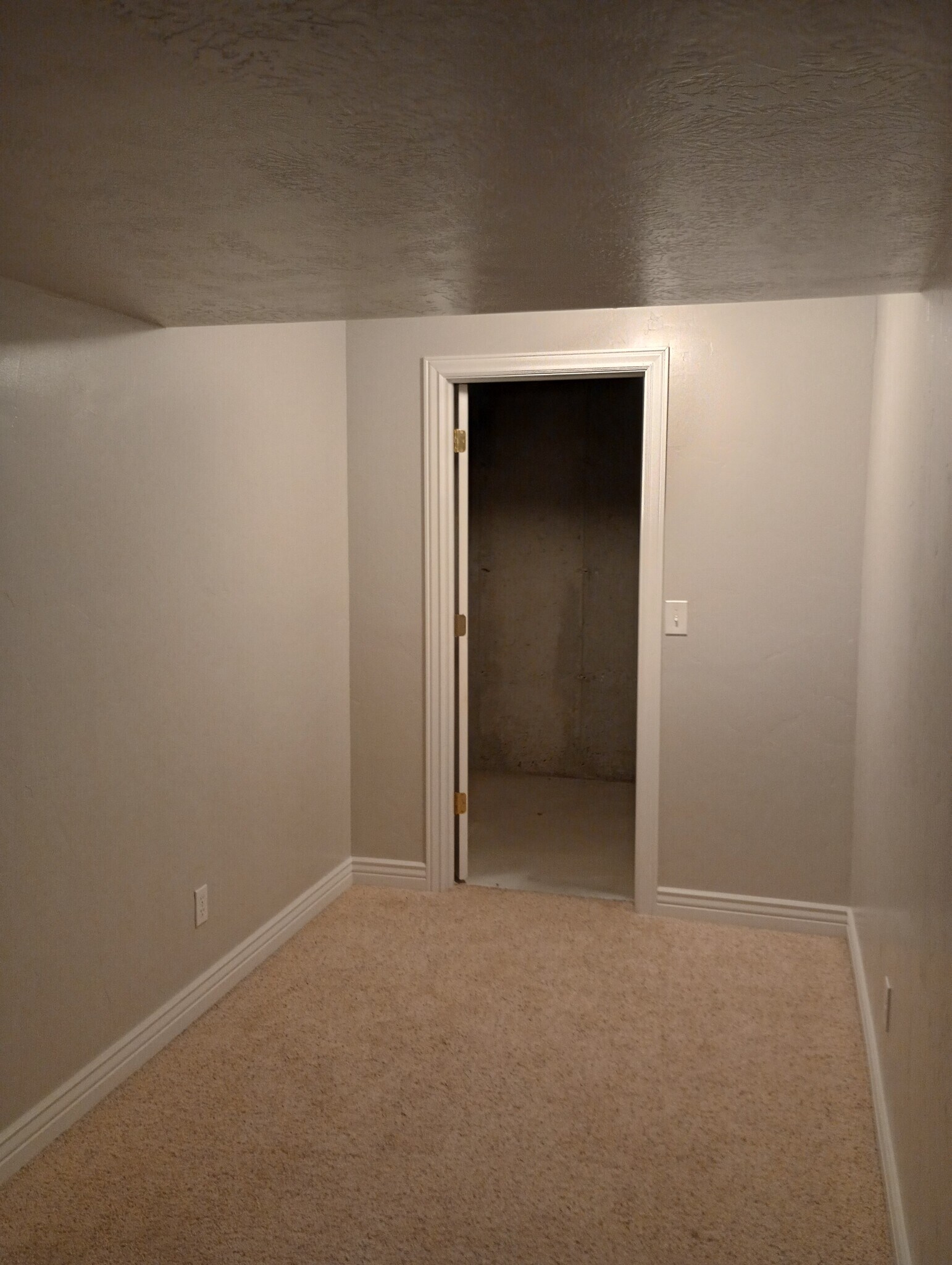 Building Photo - 3461 Jupiter Hills Dr