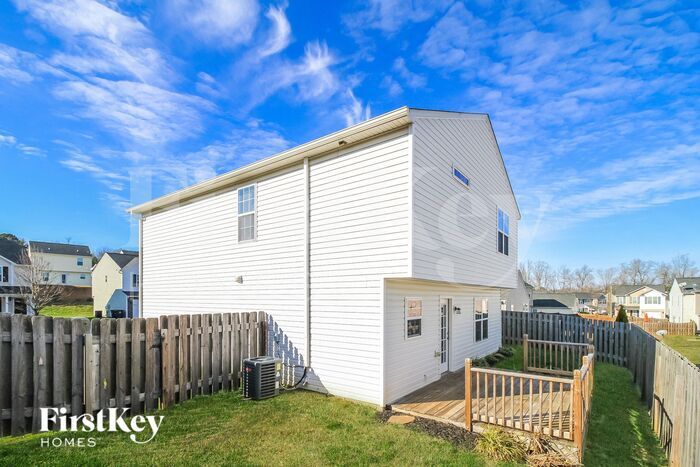 Building Photo - 1484 Worchester St