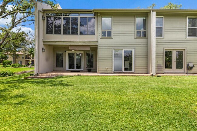 Building Photo - 100 Lido Cir