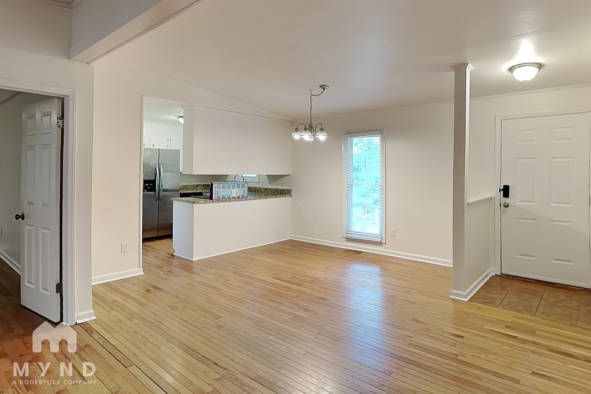 Building Photo - 7954 Tiburon Cir