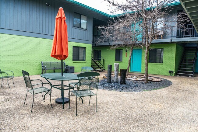 Building Photo - 3914 Ave D Ave