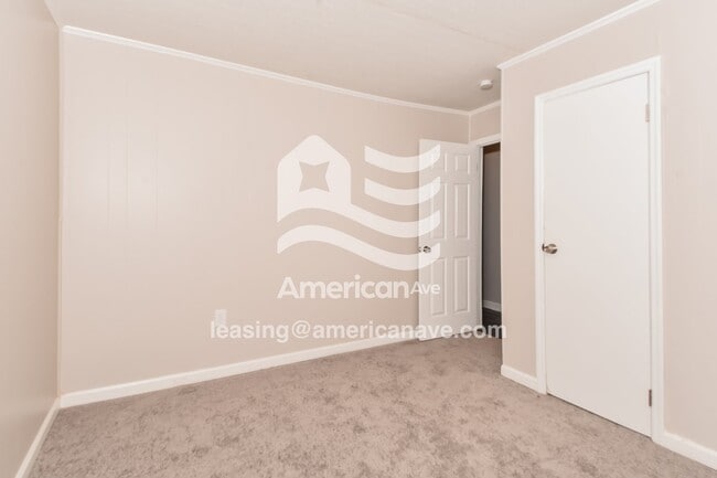 Building Photo - 4017 Tavineer Dr