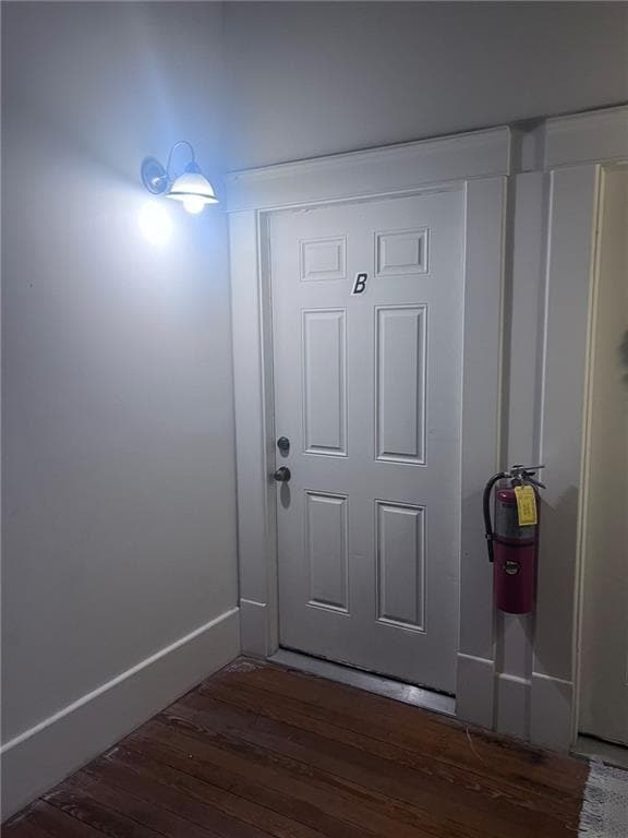 Primary Photo - 116 N Broadway St