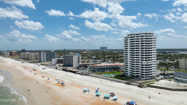 Building Photo - 1420 N Atlantic Ave
