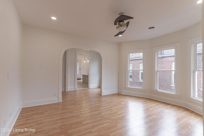 Building Photo - 1804 Frankfort Ave