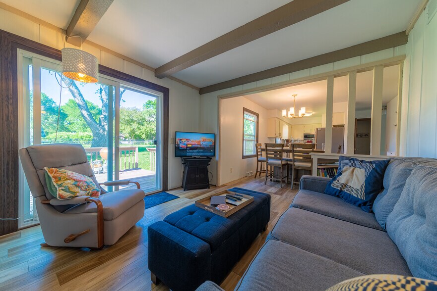 Building Photo - 5310 Trafalger Pl