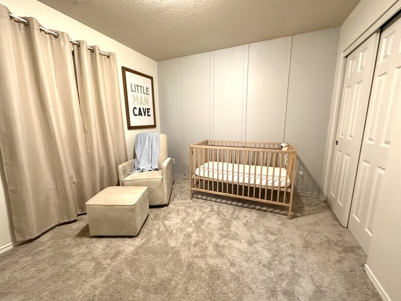 Bedroom - 13636 Duane St