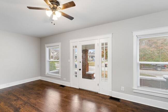 Building Photo - 3 Bedroom House Off Eastern Parkway