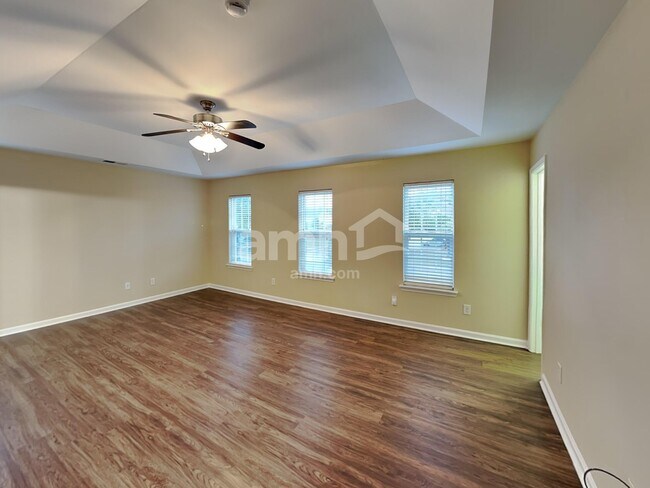 Building Photo - 4613 Cades Cove Dr