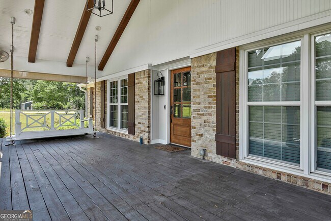 Building Photo - 620 Tri County Rd