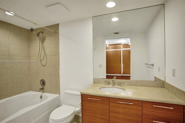 Building Photo - 50 Biscayne Blvd