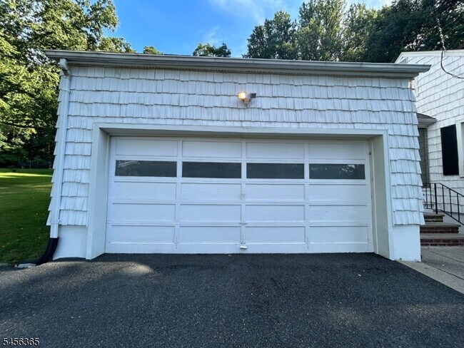 Building Photo - 318 Palmer Rd