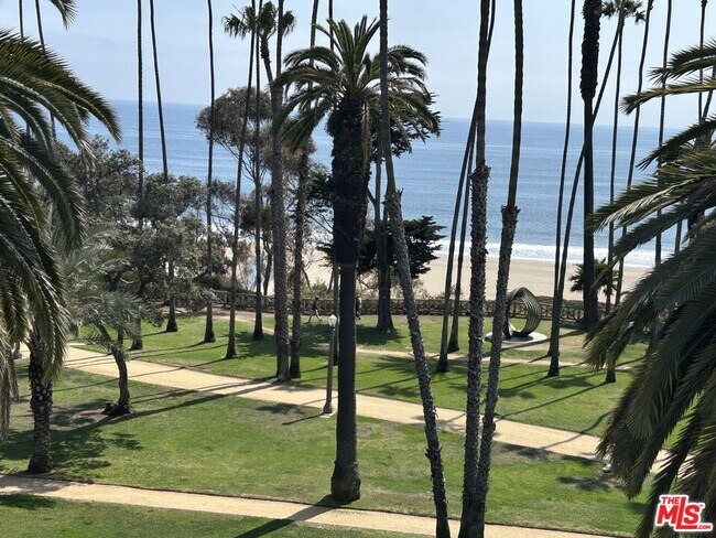 Building Photo - 701 Ocean Ave