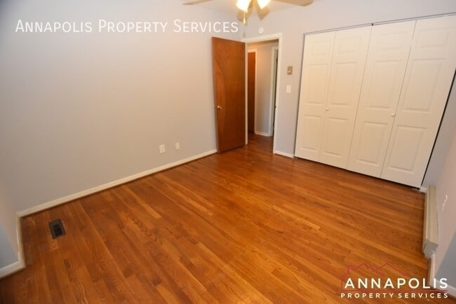 Building Photo - 843 Harbor View Terrace