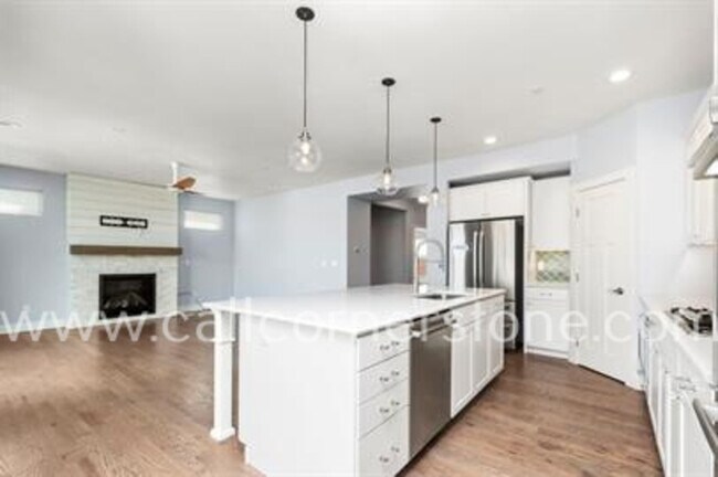 Building Photo - 314 Eclipse Dr