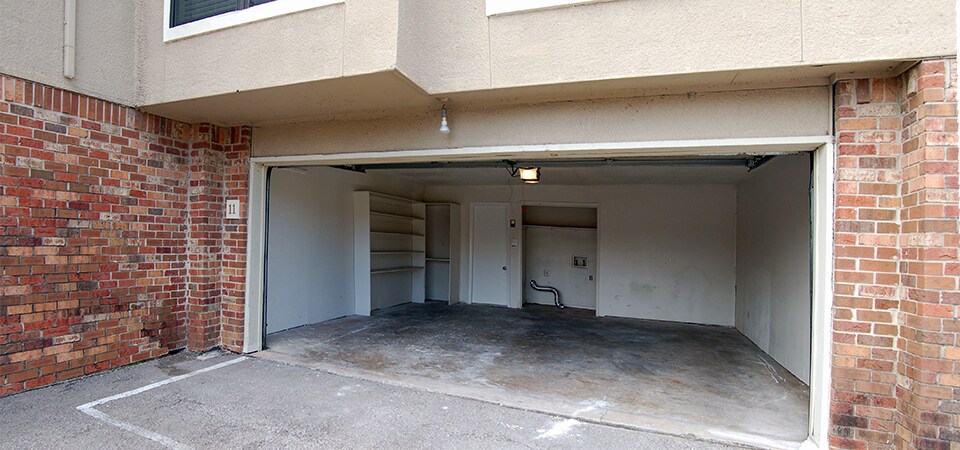 Building Photo - 6723 Eastridge Dr