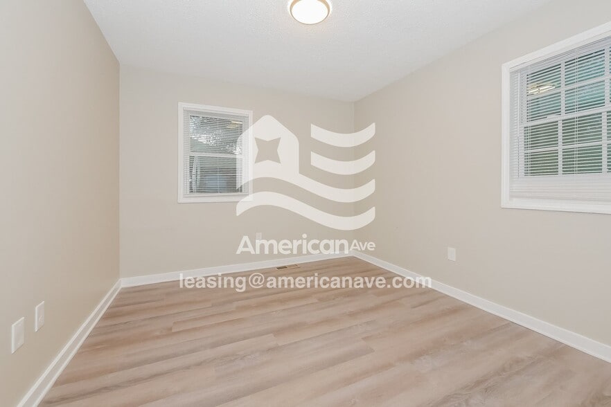 Building Photo - 341 Johns Rd