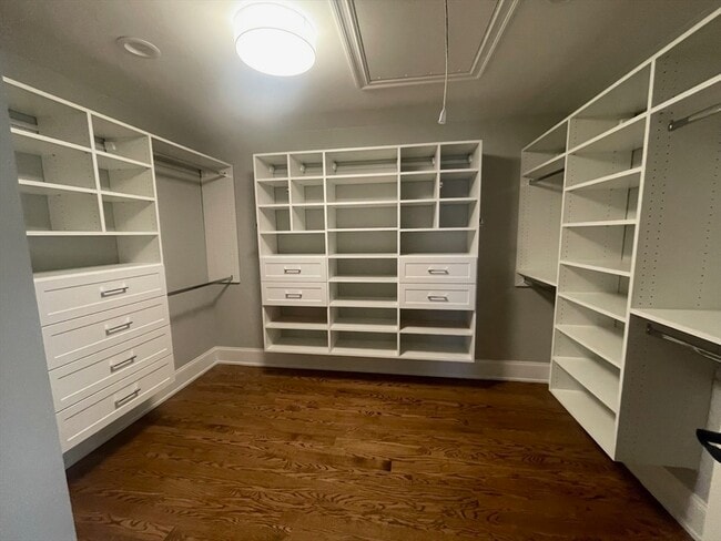 Building Photo - 119 Woodbine Cir