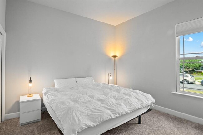 Building Photo - 9474 SW 65th Pl