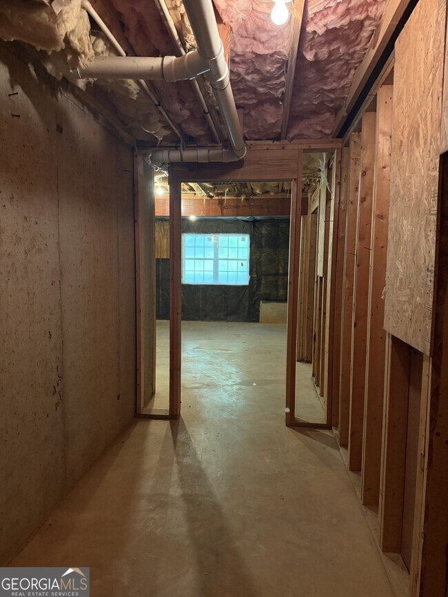 Building Photo - 235 Tower Commons Rd