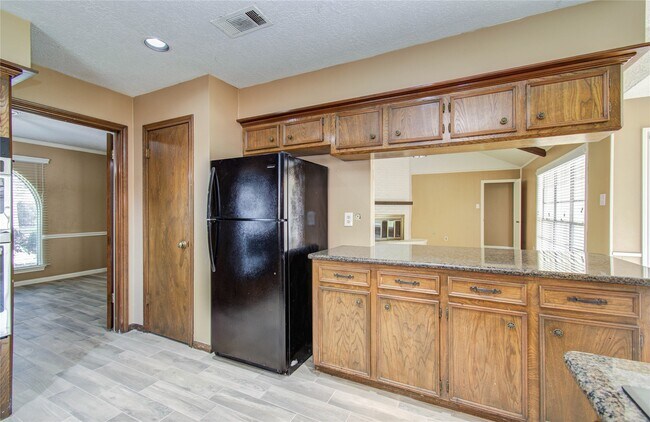 Building Photo - 4903 Charade Dr