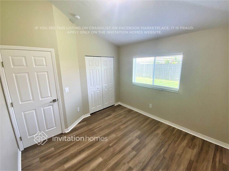Building Photo - 2521 Ventura Cir