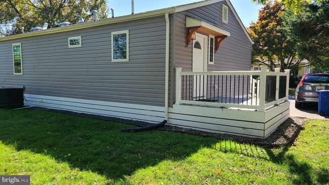 Building Photo - 103 Vandiver Ct