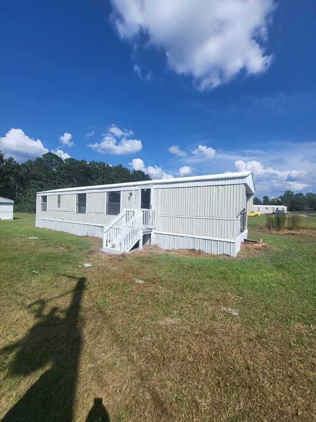 Building Photo - 1344 SC-57