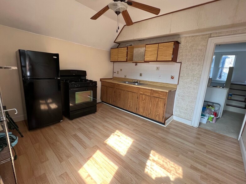 Kitchen Interior - 97 Hodge Ave